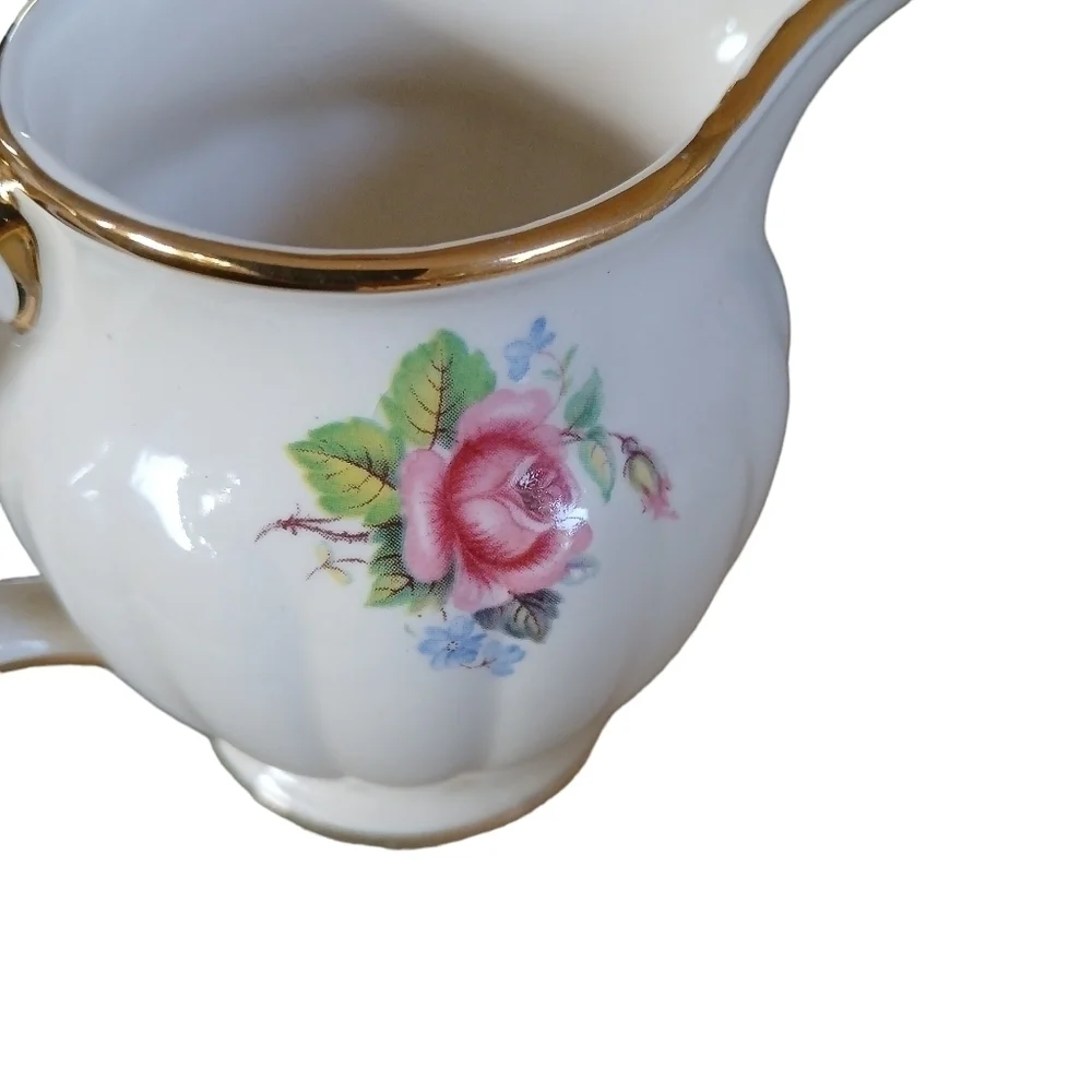 Vintage Sadler Creamer Flowers in Basket Ribbed, Gold Trim Grapes and Roses